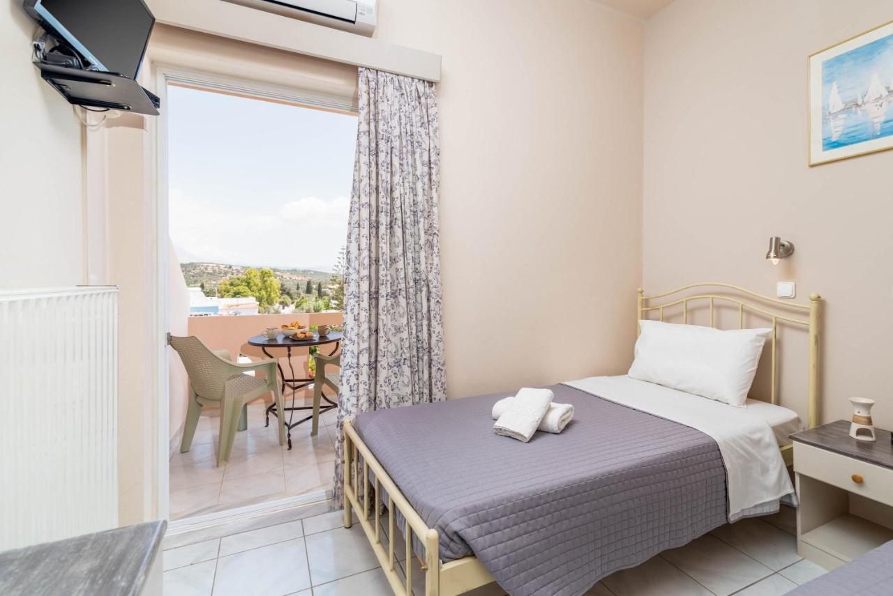 Filia Apartments Pitsidia Exterior photo